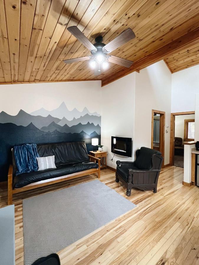 Cozy Cabin Suite Bed And Breakfast Woodland Park Buitenkant foto