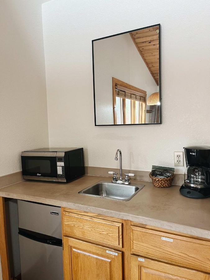 Cozy Cabin Suite Bed And Breakfast Woodland Park Buitenkant foto